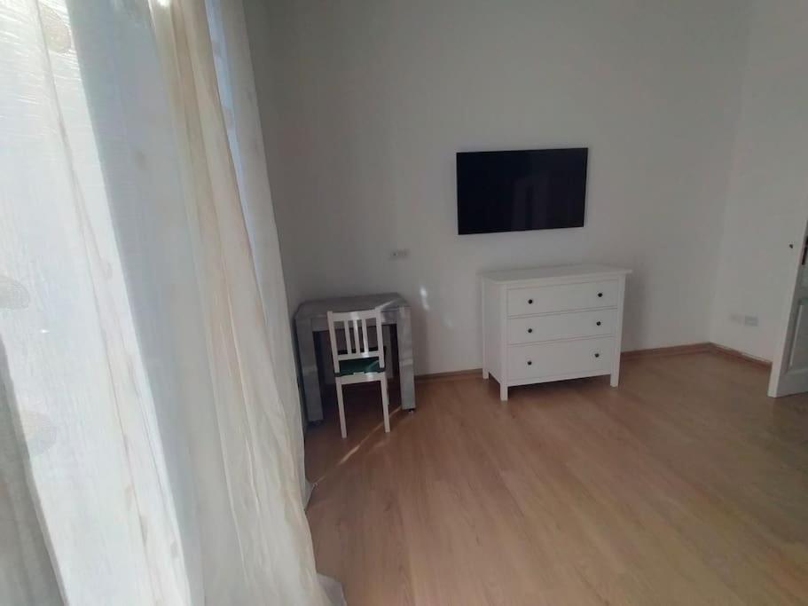 Aura Apartment Bari Exterior photo