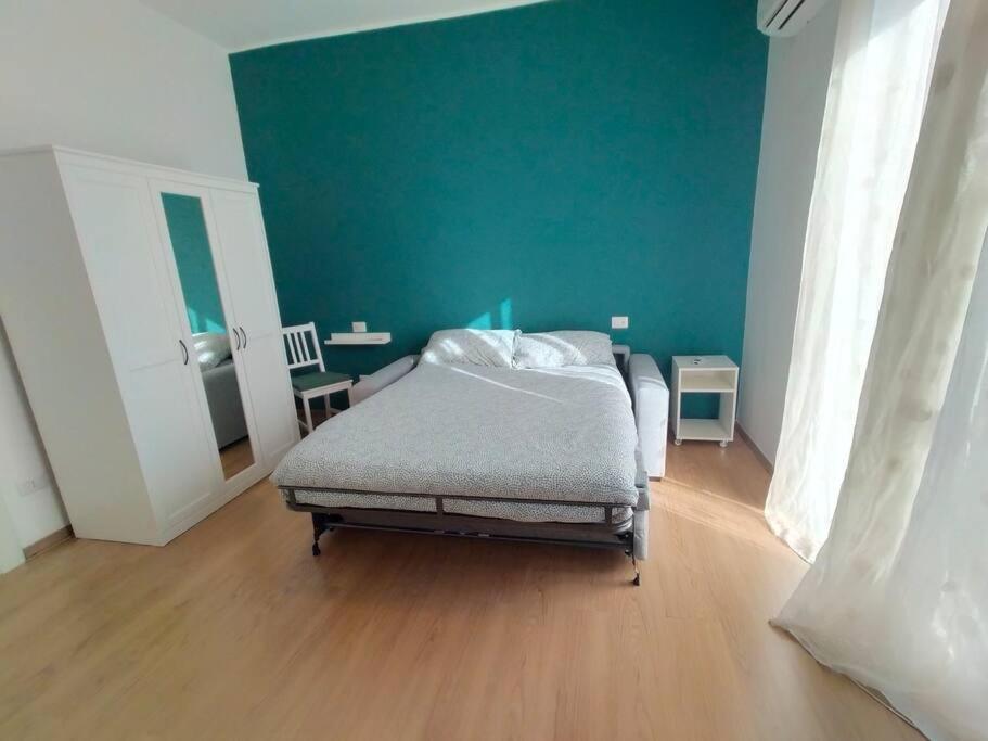 Aura Apartment Bari Exterior photo